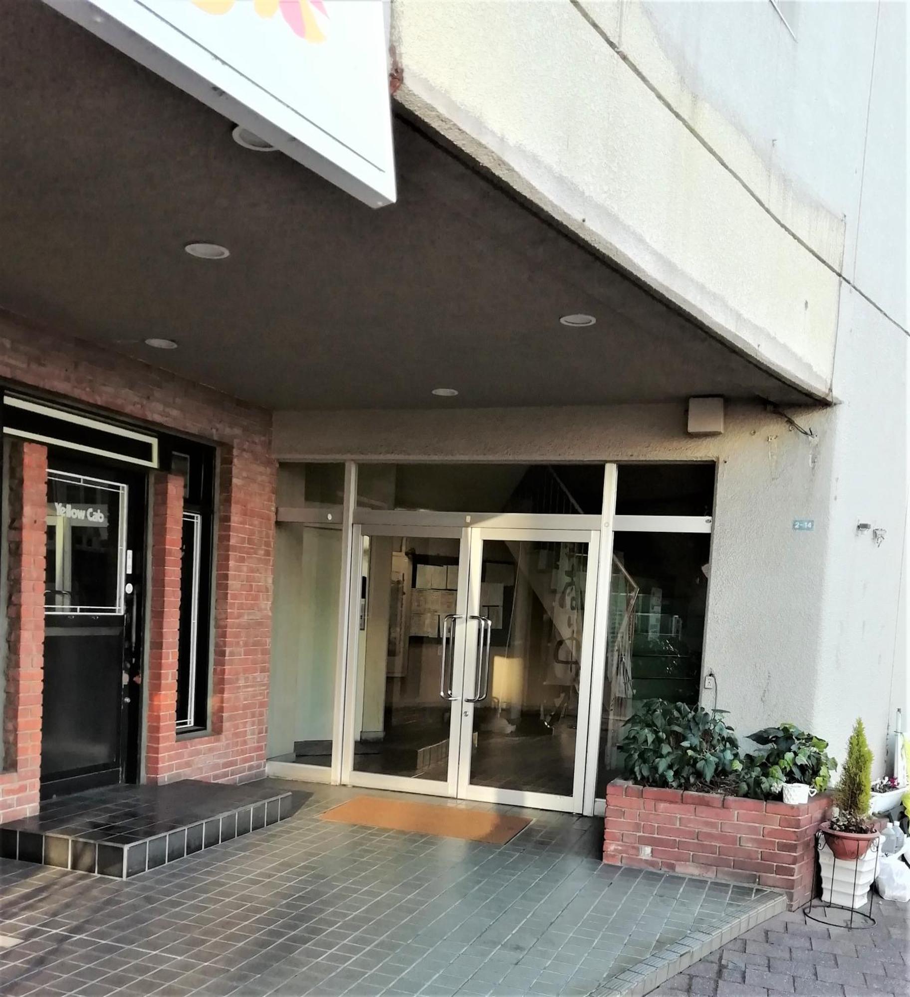 Near Tram Apartment Okayama Exterior foto